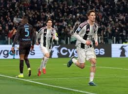 2024年11月，阿莫林出任曼联主帅，带队取得25胜15平23负。本赛季曼联目前排名英超第6。