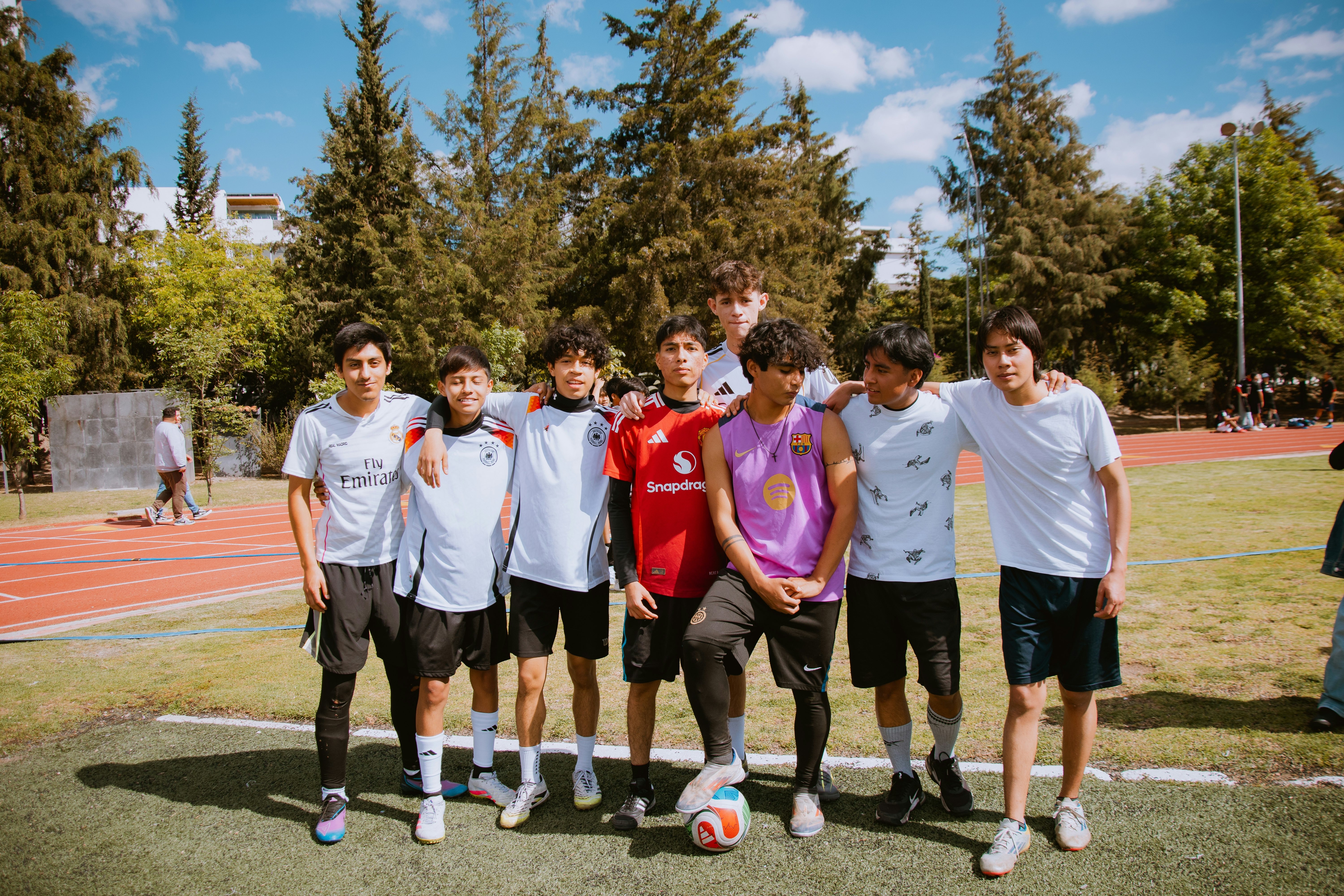 07 年马刺就获得了官方认定的王朝